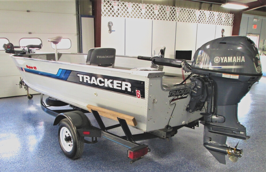 Great Lakes Boat Co 2022 Tracker Super 16 Boat